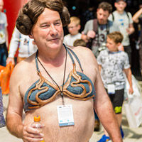 Star Wars Celebration Europe male Slave Leia cosplay