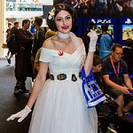 Princess Leia cosplay